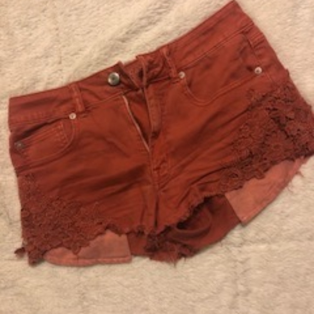 American Eagle High Waisted Festival Shorts S8 Red